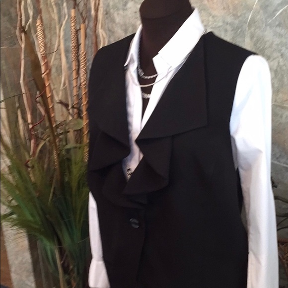 Susan graver🌹stunning black vest - Picture 8 of 12